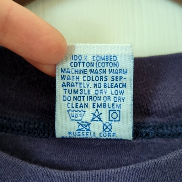 Russell 90's Vintage Making Tracks Paw Prints Short Sleeve Crewneck Tee Navy L - Picture 5 of 12